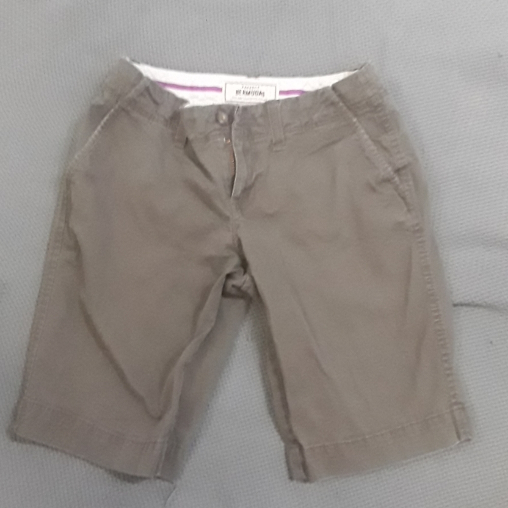 Mid thigh shorts